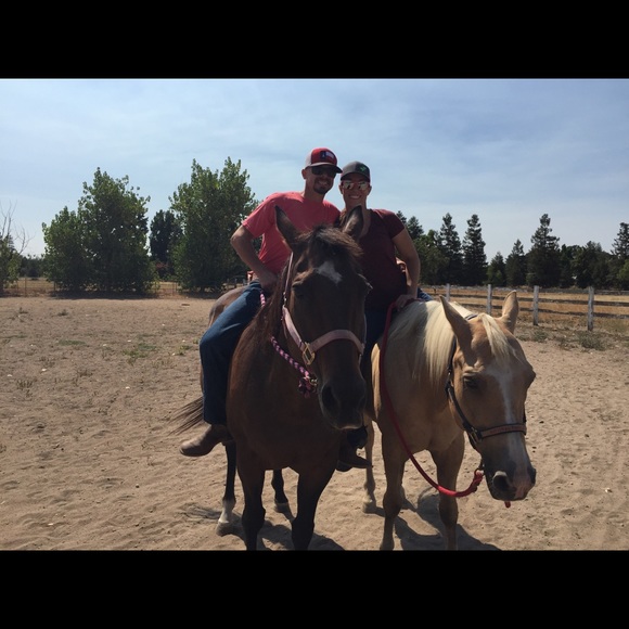 Meet your Posher, Nikki - Picture 1 of 1